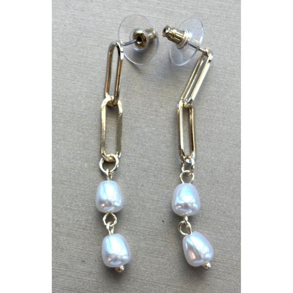 Earrings Gold Faux Pearl Paperclip Link Post Dangle New with Tags